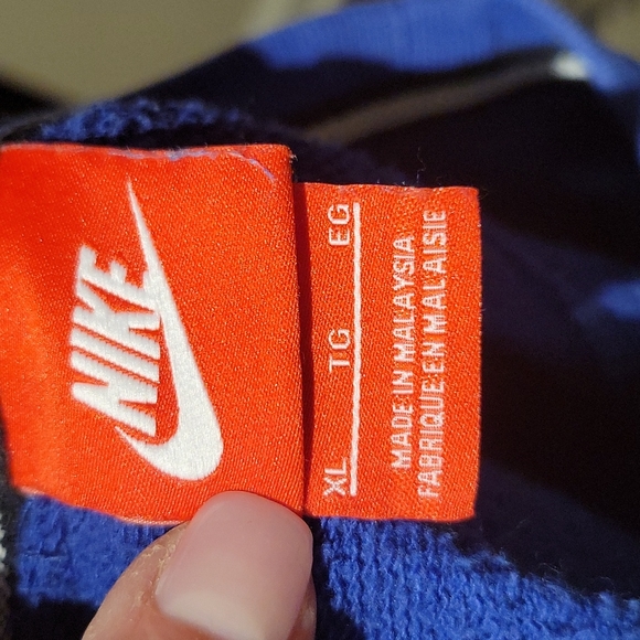 Nike sweatshirt - Picture 5 of 5